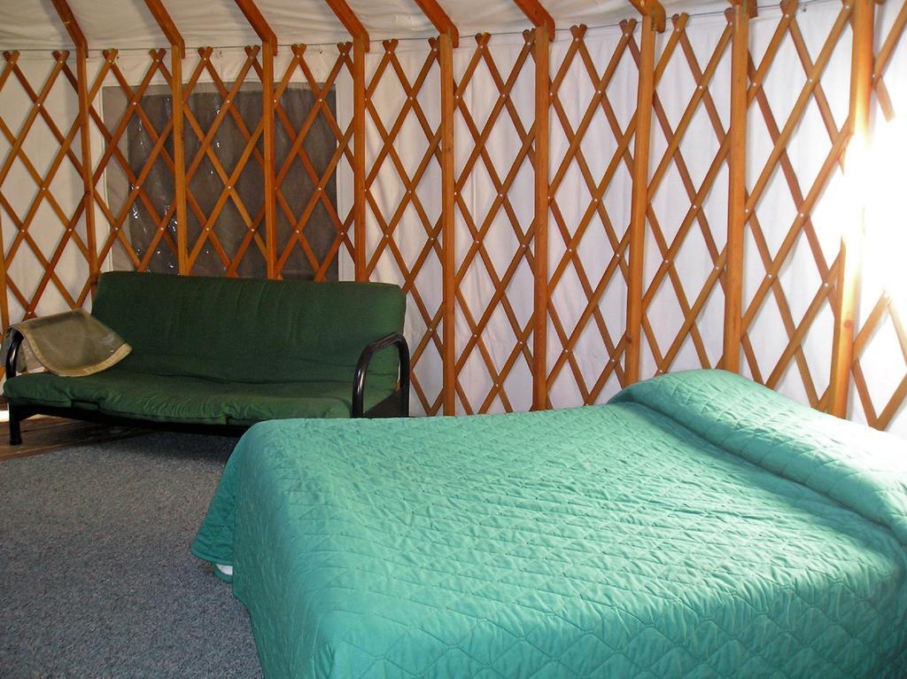 Yosemite Lakes Hillside Yurt 1 Harden Flat Buitenkant foto